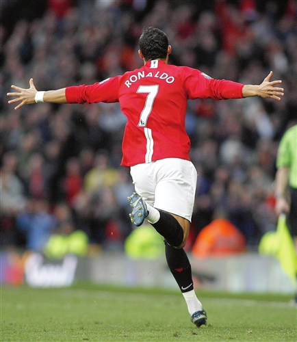 比分胶着 比分胶着